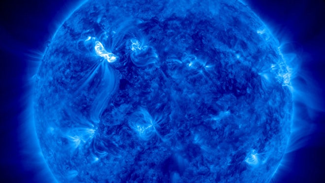 Sun fires off 2 huge solar flares, could impact weather on Earth ...